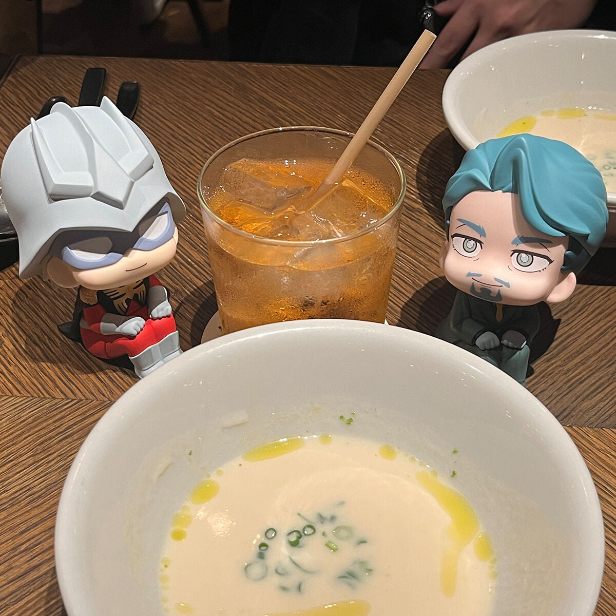 PRE-ORDER MegaHouse - Look Up - Mobile Suit Gundam GQuuuuuuX - Challia Bull & Char Aznable Set [EXCLUSIVE]