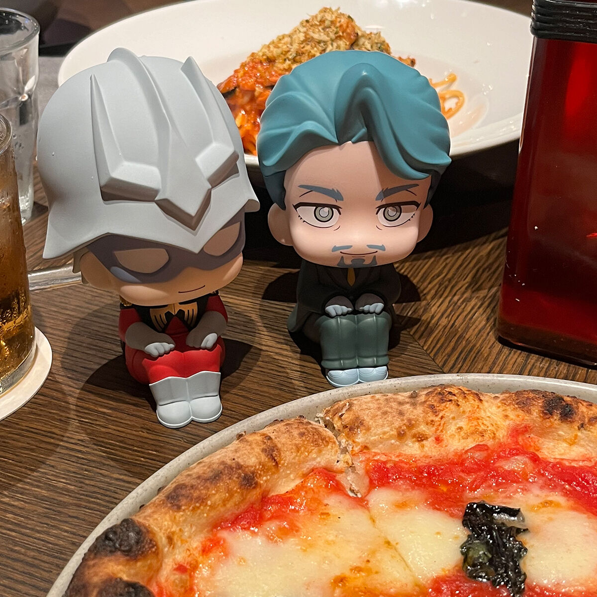 PRE-ORDER MegaHouse - Look Up - Mobile Suit Gundam GQuuuuuuX - Challia Bull & Char Aznable Set [EXCLUSIVE]