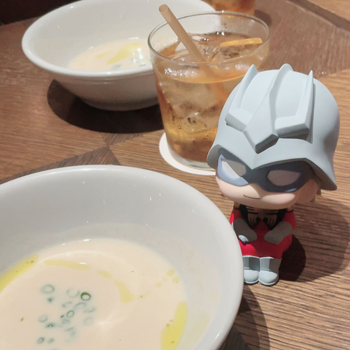 PRE-ORDER MegaHouse - Look Up - Mobile Suit Gundam GQuuuuuuX - Challia Bull & Char Aznable Set [EXCLUSIVE]