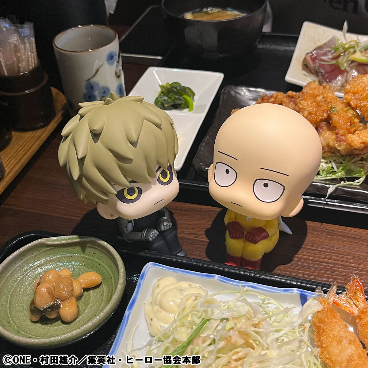 PRE-ORDER MegaHouse - Look Up - One-Punch Man - Saitama & Genos Set [EXCLUSIVE]