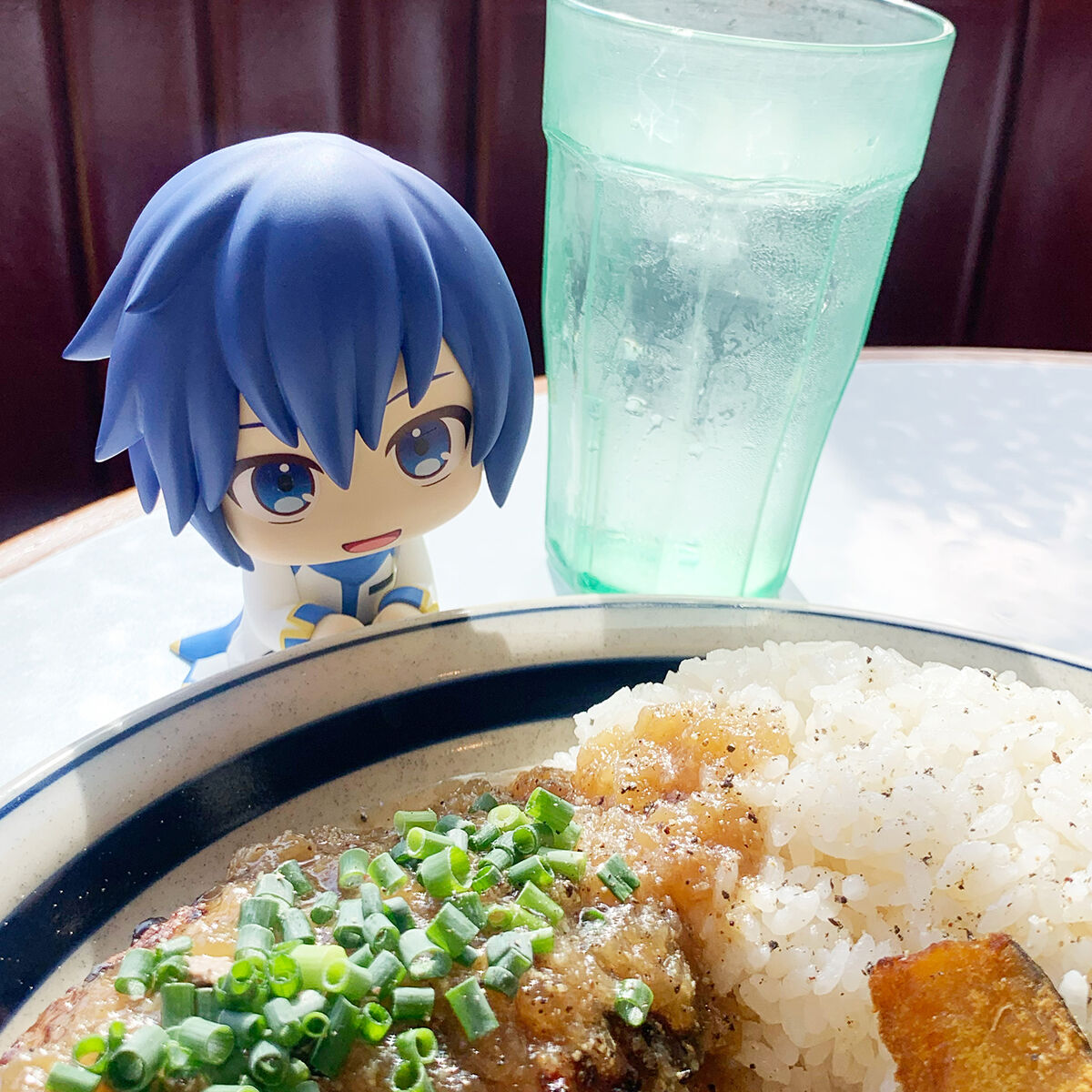 PRE-ORDER MegaHouse - Look Up - VOCALOID - Megurine Luka & KAITO Set [EXCLUSIVE]