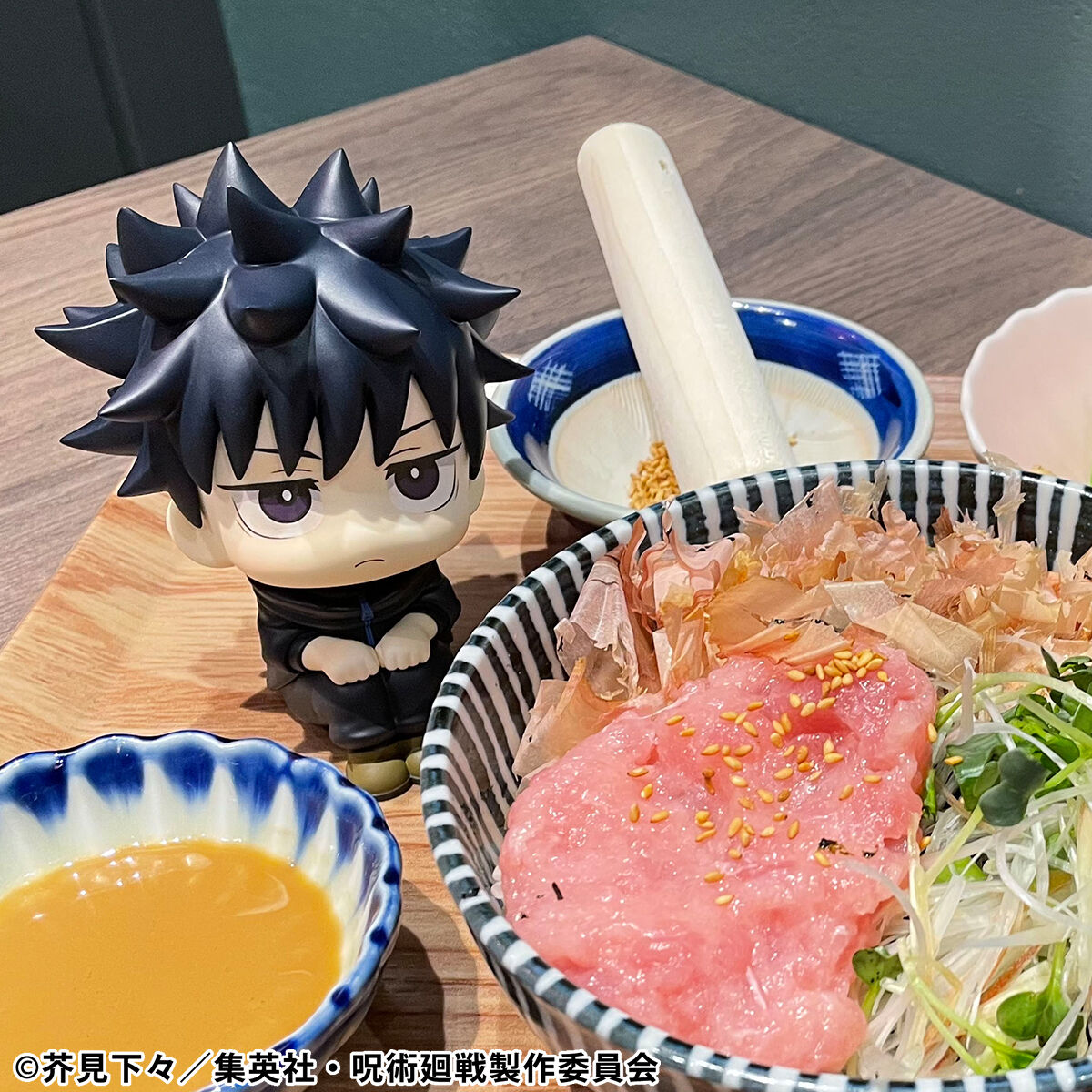 PRE-ORDER MegaHouse - Look Up - Jujutsu Kaisen - Megumi Fushiguro Ver. 2 and Naoya Zenin Set [EXCLUSIVE]