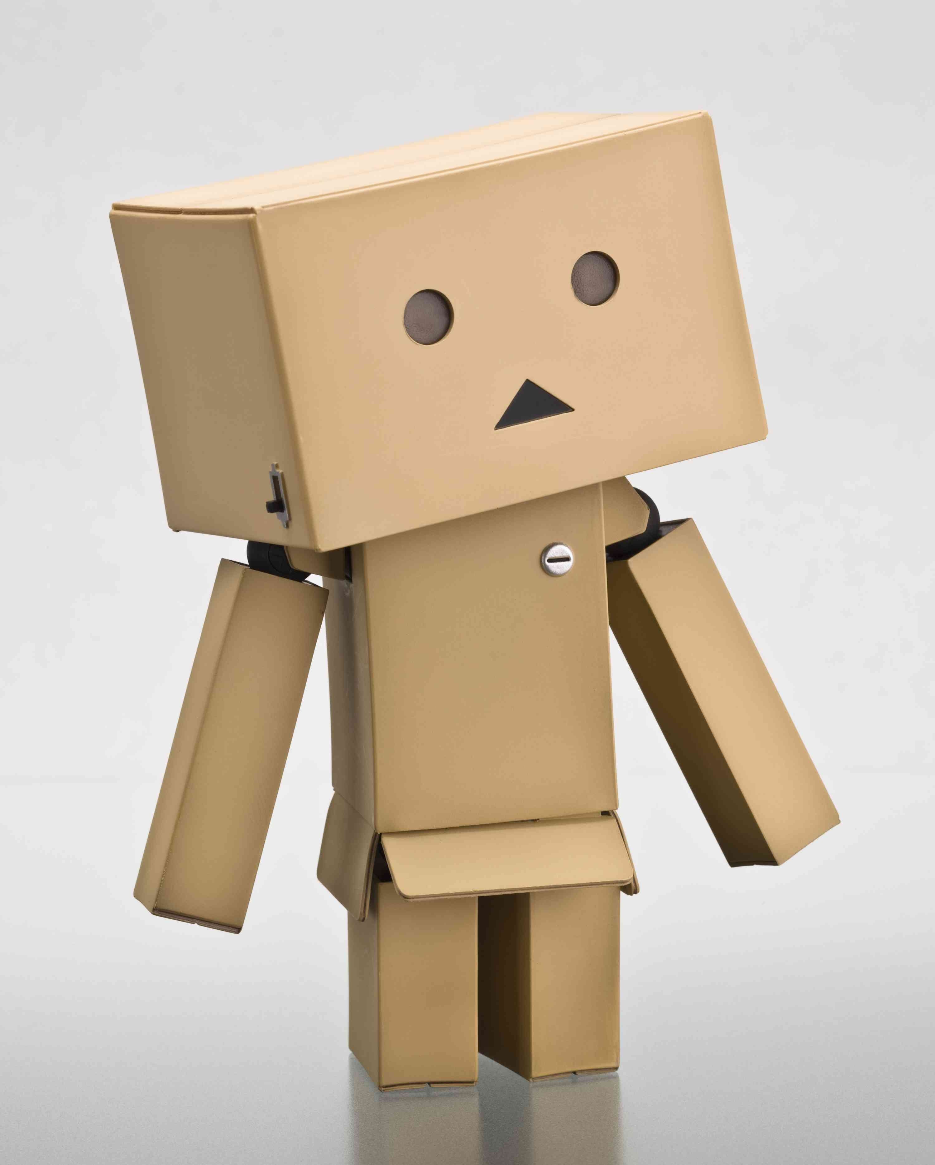 IN-STOCK Kaiyodo - Revoltech - Yotsuba&! - Danboard Renewal Box ver.