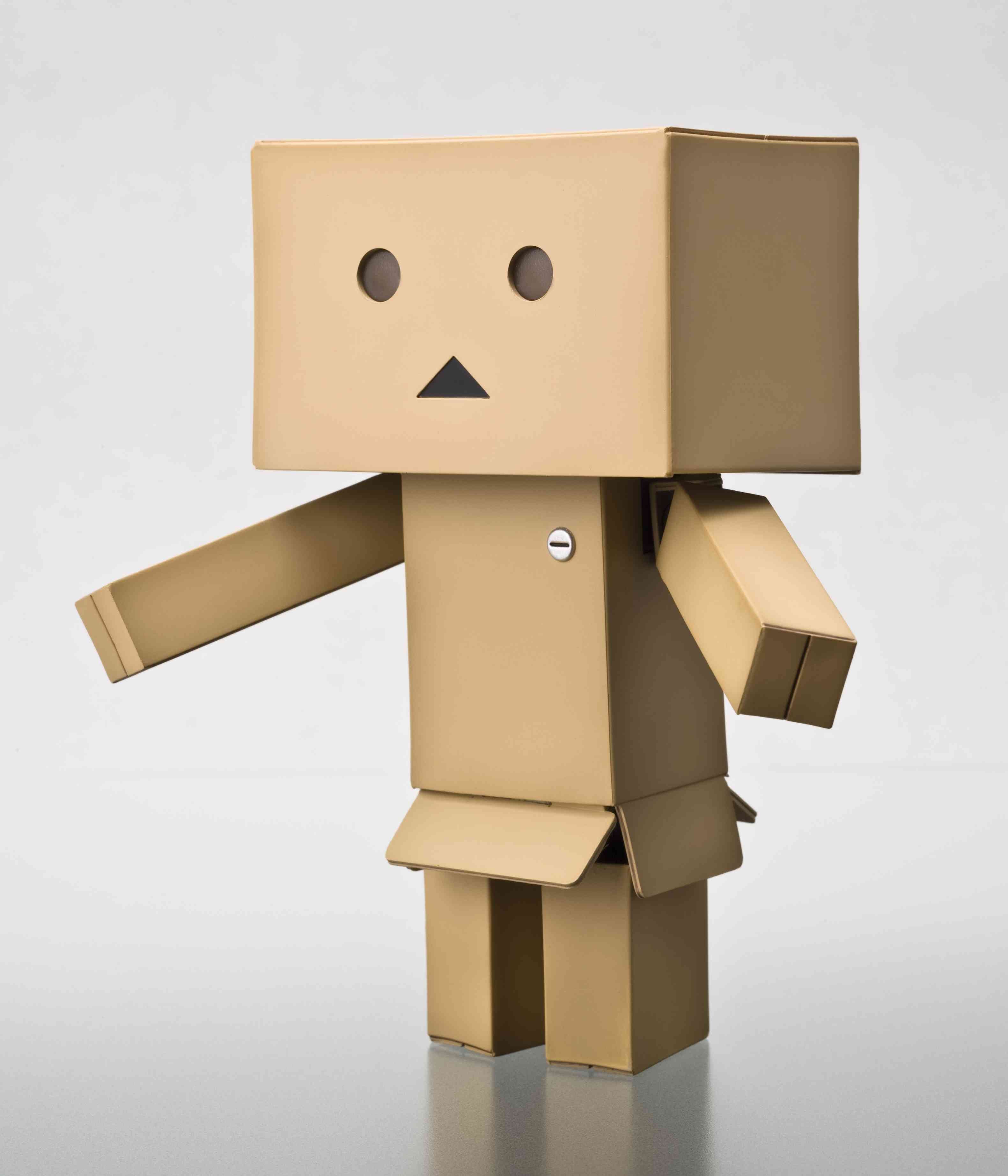 IN-STOCK Kaiyodo - Revoltech - Yotsuba&! - Danboard Renewal Box ver.