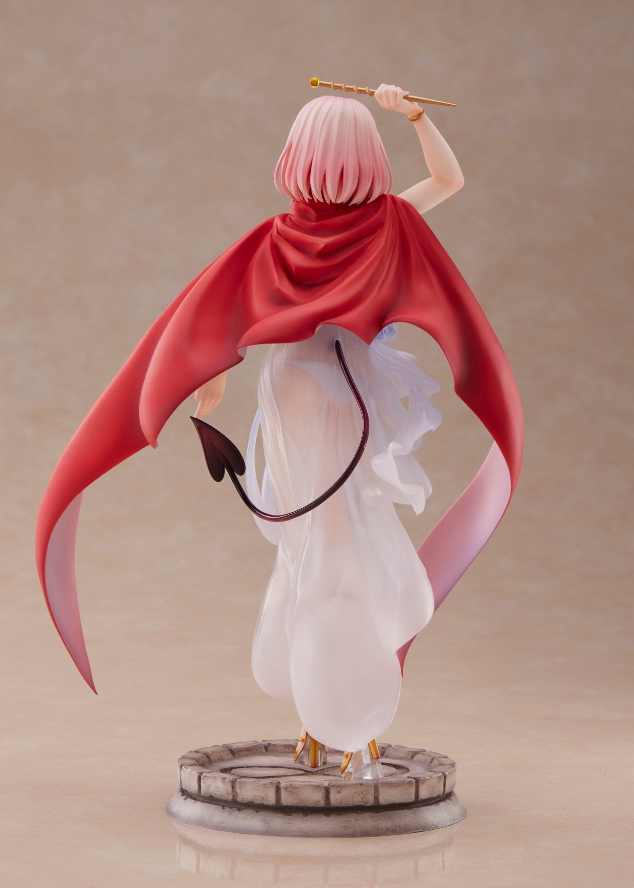 PRE-ORDER Broccoli - To LOVE-Ru Darkness - Momo Belia Deviluke: The Magician Ver. 1/7