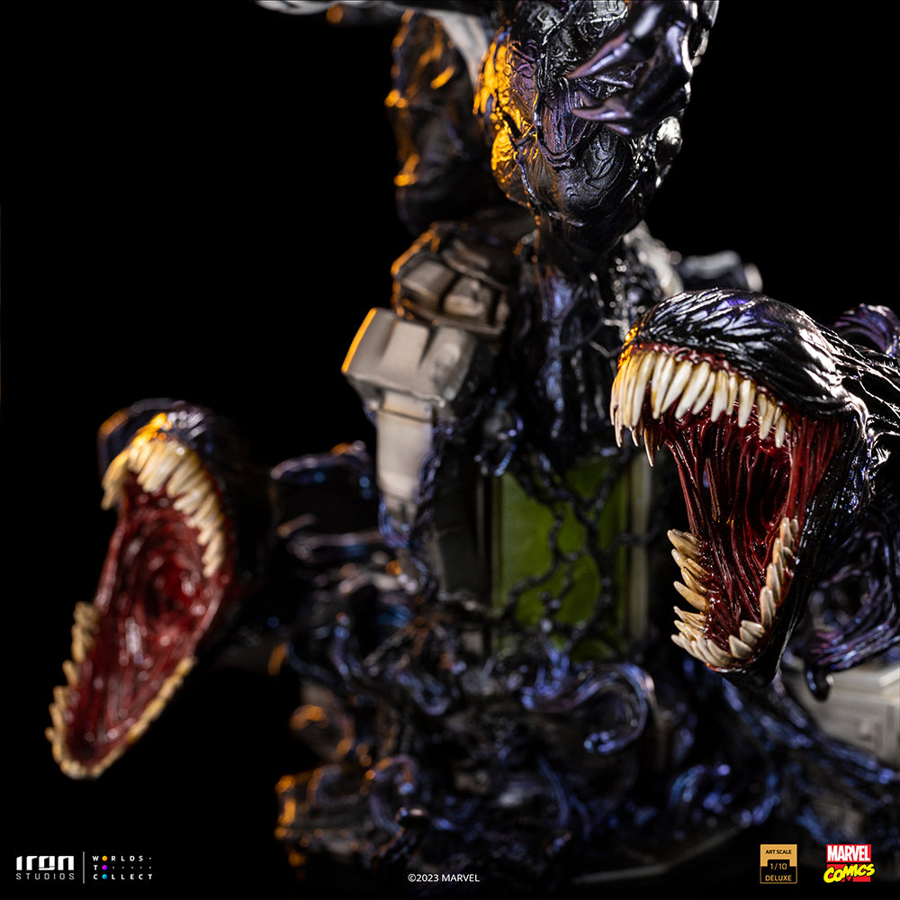 PRE-ORDER Marvel Comics - Venom Deluxe Art Scale 1/10