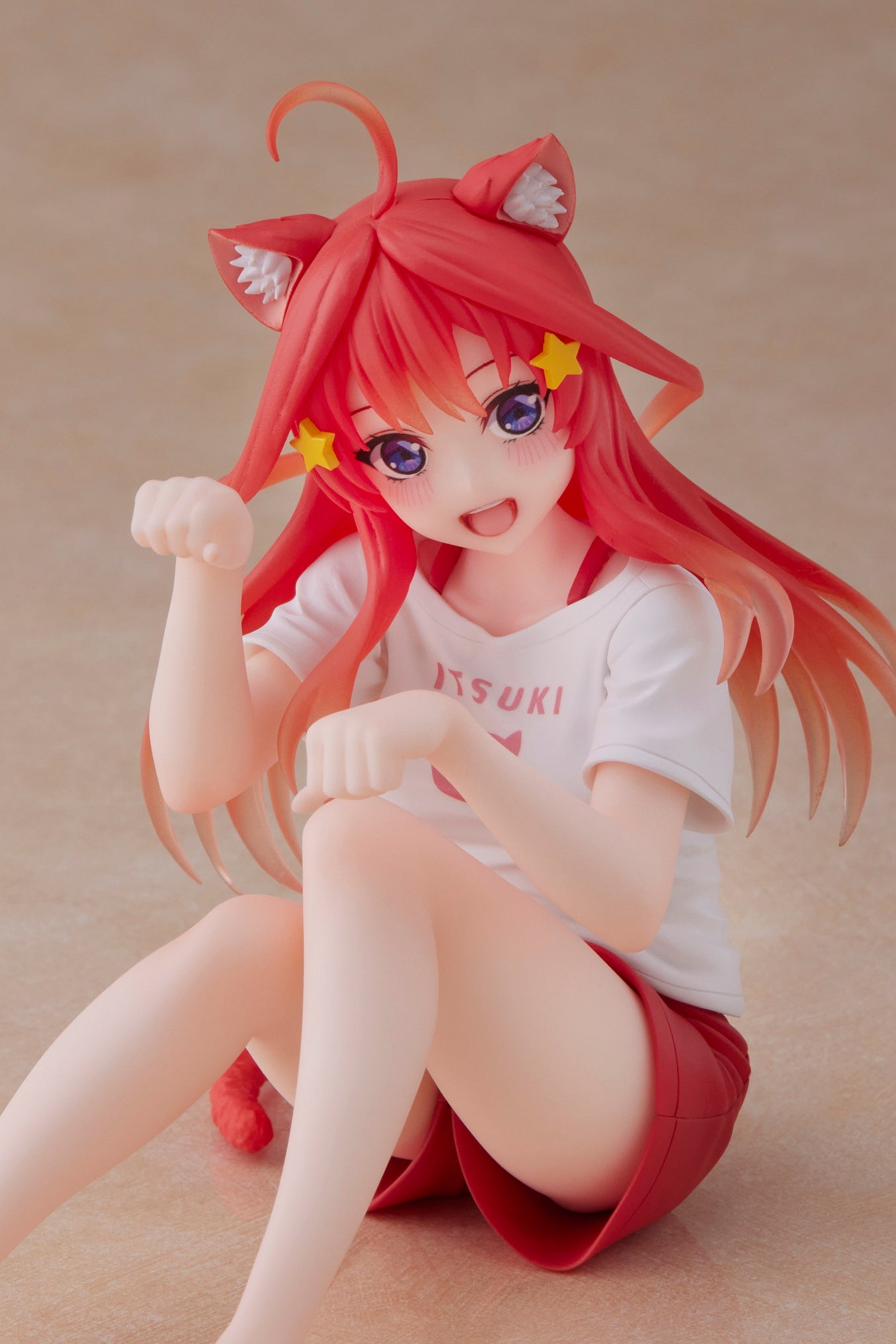 PRE-ORDER Taito - The Quintessential Quintuplets 2 Desktop Cute Figure - Itsuki Nakano: Newly Written Cat Roomwear Ver.