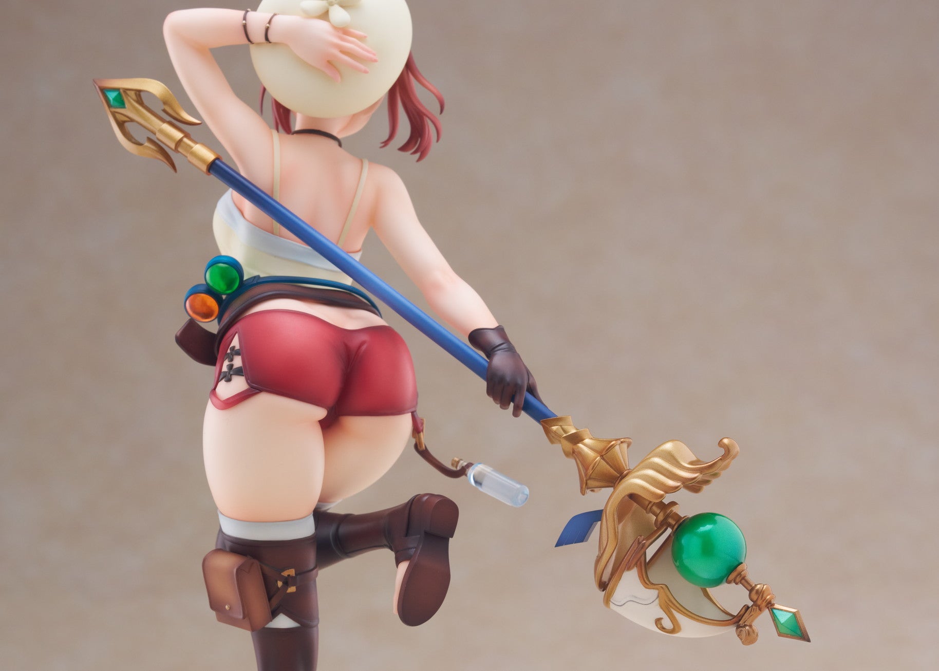 PRE-ORDER Claynel - Atelier Ryza: Ever Darkness & the Secret Hideout - Reisalin "Ryza" Stout: Summer Adventure! Ver. 1/7