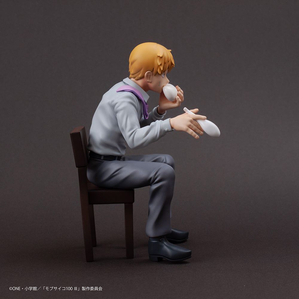 PRE-ORDER Bunbougu Cafe - Mob Psycho 100 III x Bunbougu Cafe 2022 Figure - Arataka Reigen