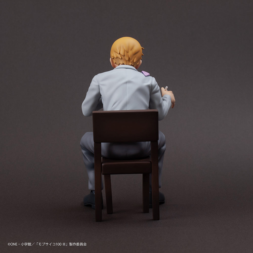 PRE-ORDER Bunbougu Cafe - Mob Psycho 100 III x Bunbougu Cafe 2022 Figure - Arataka Reigen