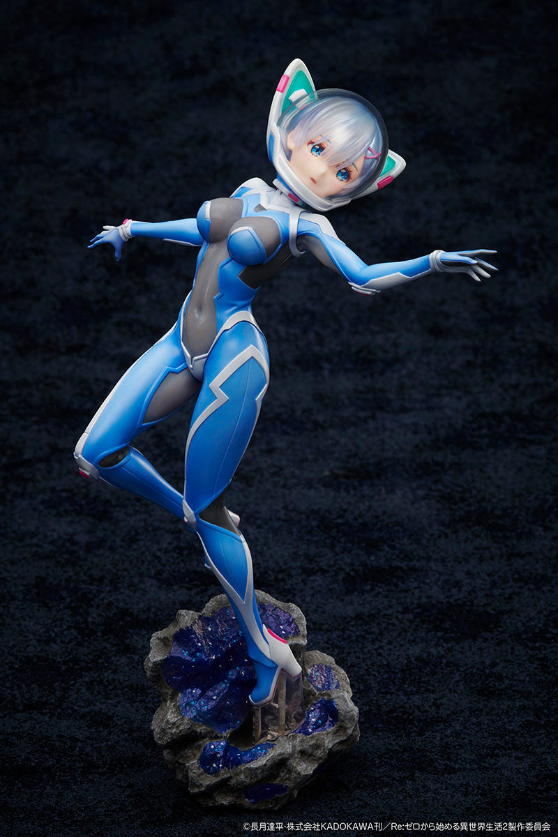 PRE-ORDER Design COCO - Re:ZERO -Starting Life in Another World - Rem: AxA SF Spacesuit Ver. 1/7