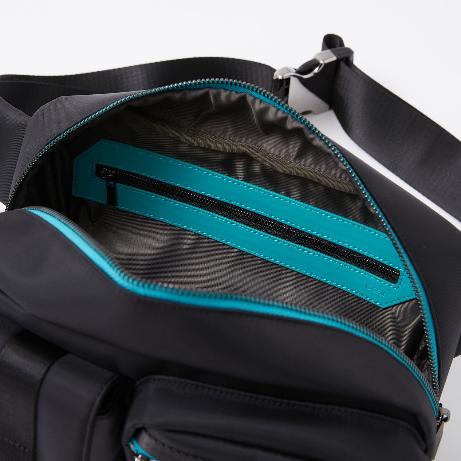 SPECIAL ORDER Super Groupies - Hatsune Miku Model Body Bag [JP]