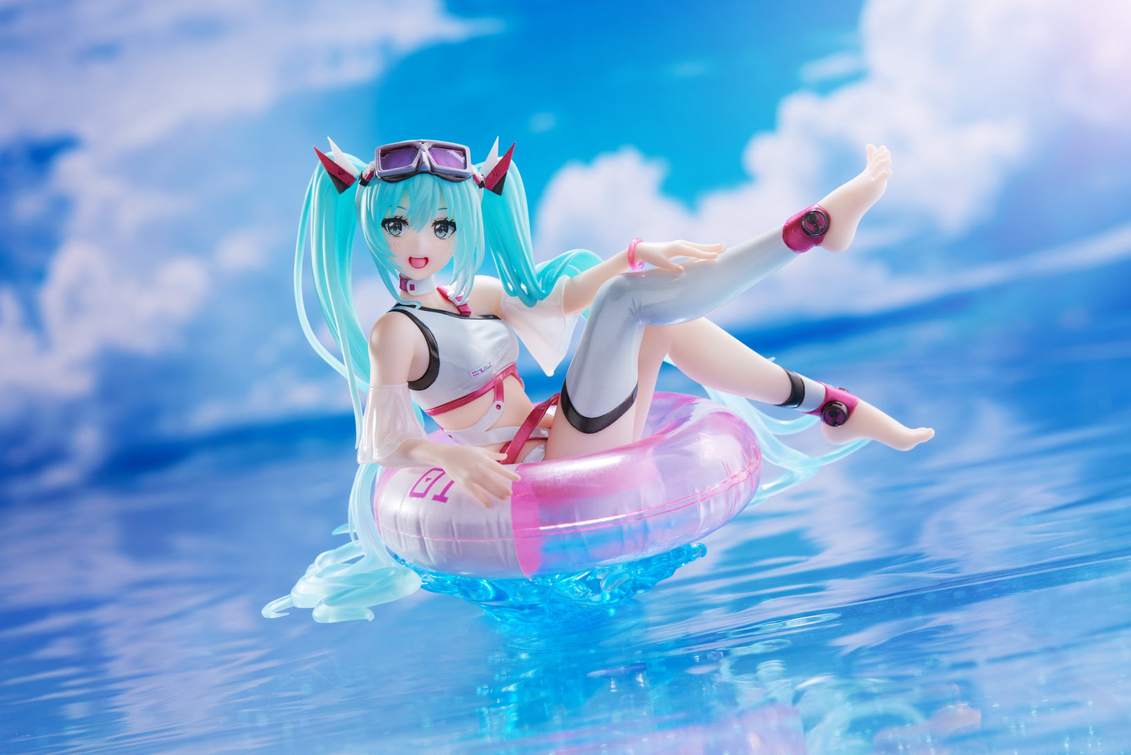 IN-STOCK Taito - Vocaloid Aqua Float Girls Figure - Hatsune Miku [June 2024 Release]