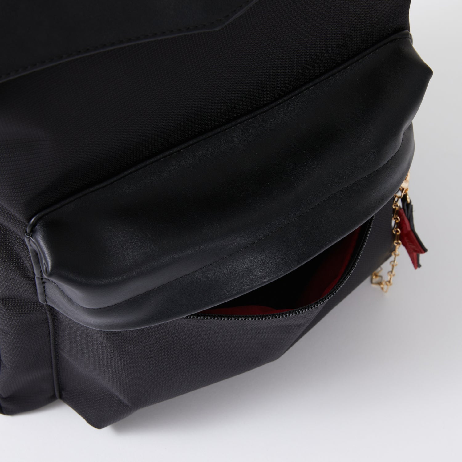 SPECIAL ORDER Super Groupies - Persona5 Royal - Joker Model Backpack [JP]