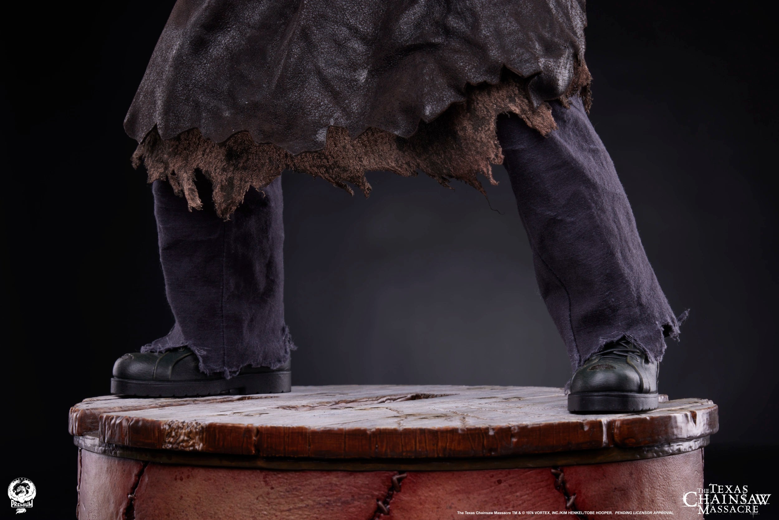 PRE-ORDER PCS- The Texas Chainsaw Massacre - Leatherface 1/4