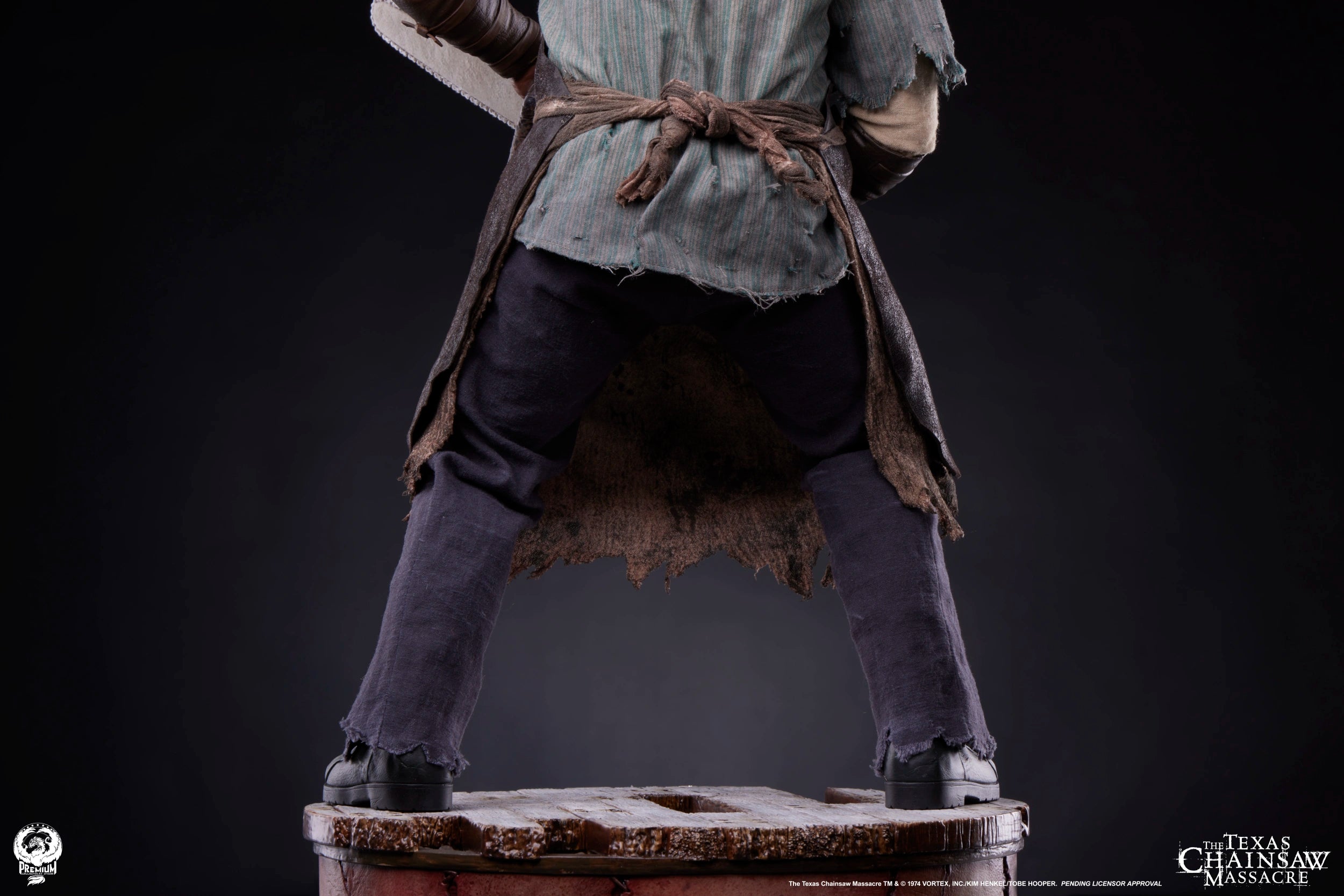 PRE-ORDER PCS- The Texas Chainsaw Massacre - Leatherface 1/4