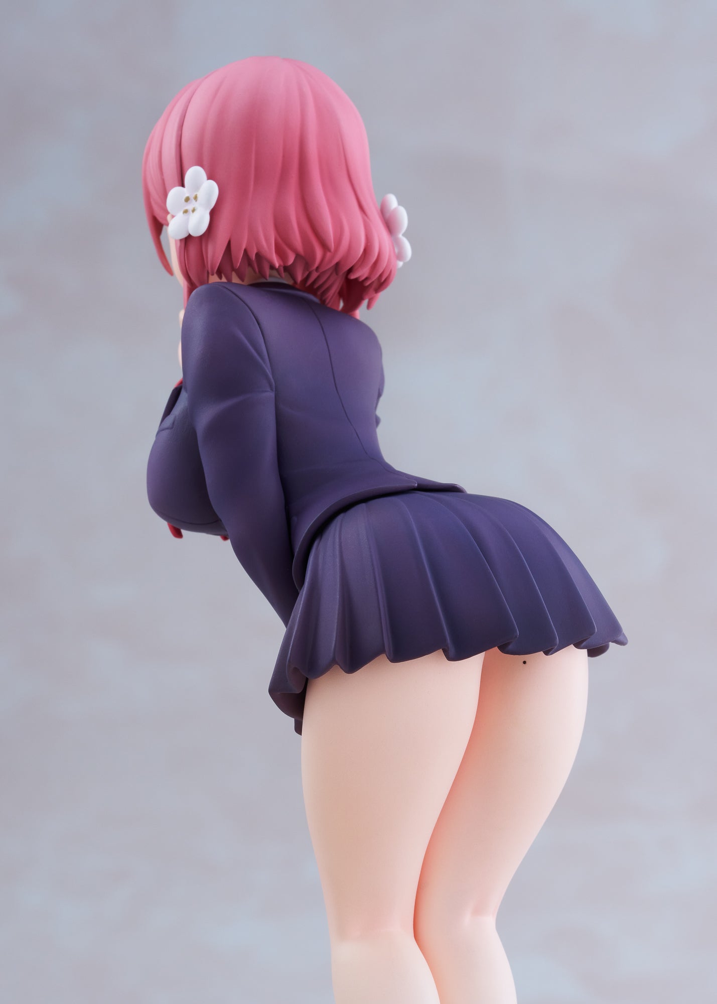 PRE-ORDER Bandai - VIVIgnette - The 100 Girlfriends Who Really, Really, Really, Really, Really Love You - Hakari Hanazono 1/7