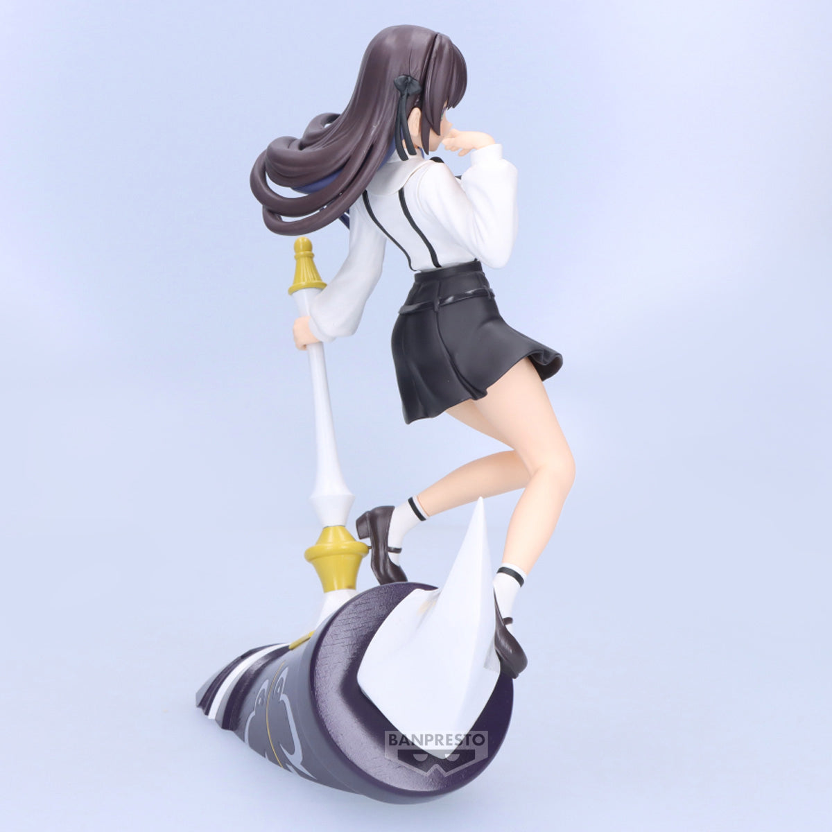 PRE-ORDER Banpresto - I May Be a Guild Receptionist, but I'll Solo Any Boss to Clock Out on Time - Alina Clover