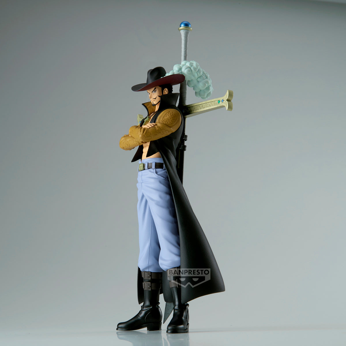 PRE-ORDER Banpresto - One Piece DXF The Grandline Series Extra - Dracule Mihawk