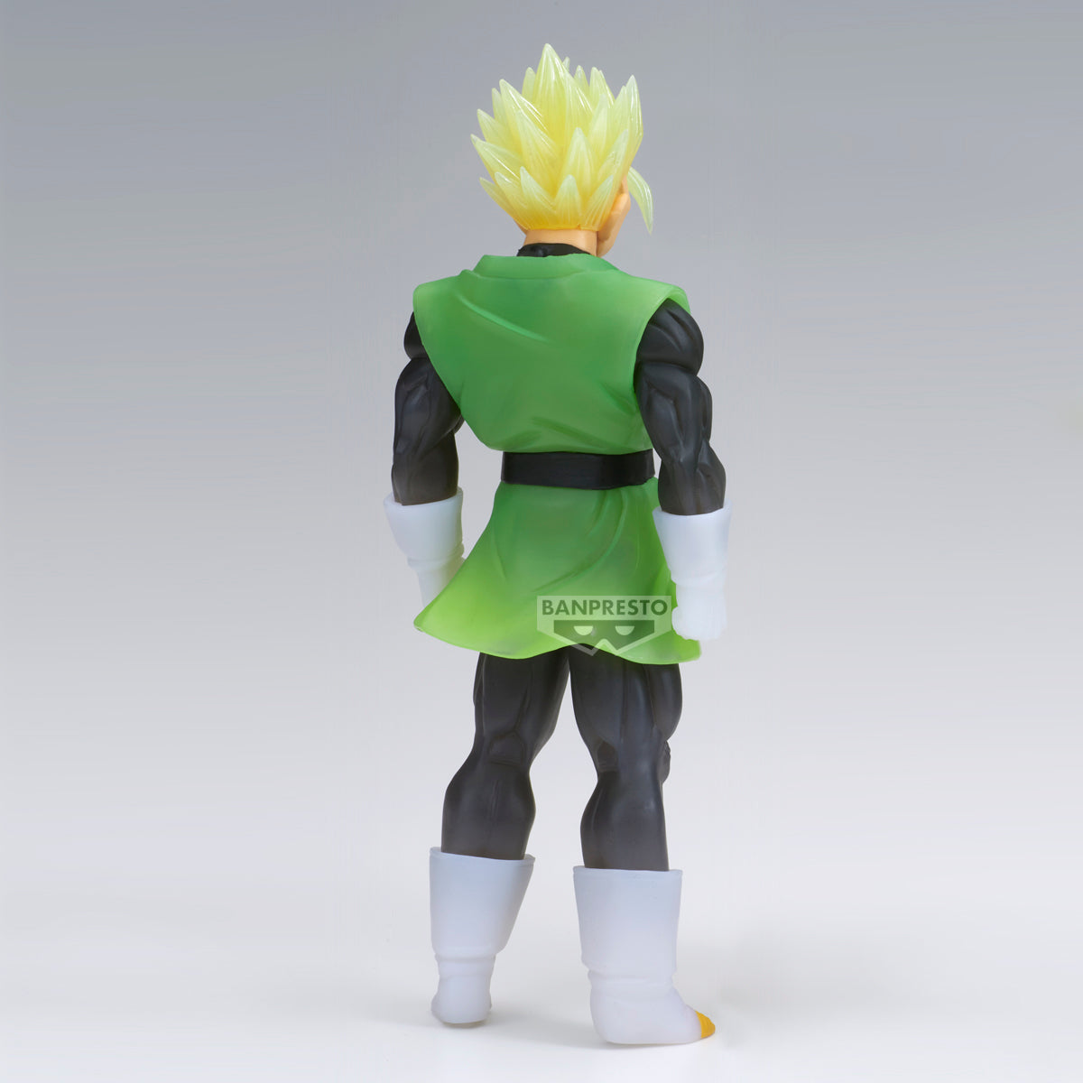 PRE-ORDER Banpresto - Dragon Ball Z Clearise - Son Gohan: Great Saiyaman Ver. II: Ver. B