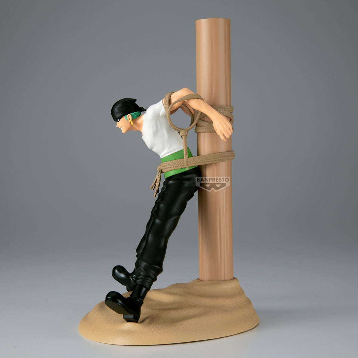PRE-ORDER Banpresto - One Piece Fl - Pirate Hunter Zoro