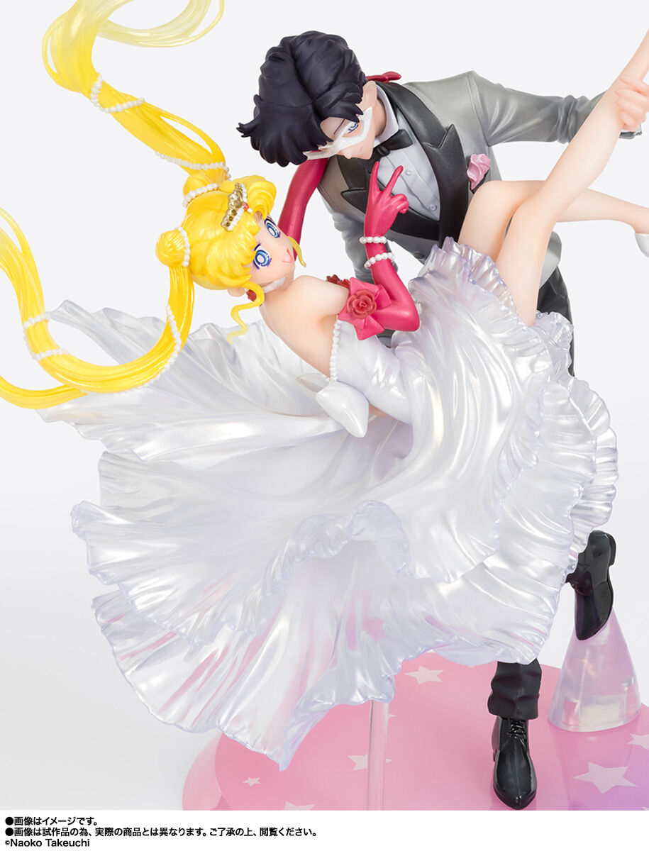 PRE-ORDER Bandai - Figuarts Zero chouette - Pretty Guardian Sailor Moon - Usagi & Tuxedo Mask [Moonlight Glow Edition] [EXCLUSIVE]