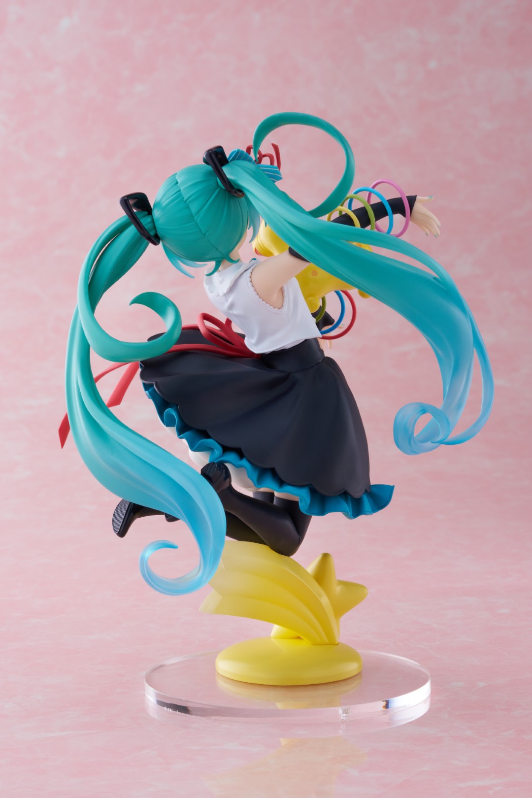 PRE-ORDER Taito - Hatsune Miku x Rody Artist MasterPiece Figure - Hatsune Miku: 39 (Thank You) Ver.