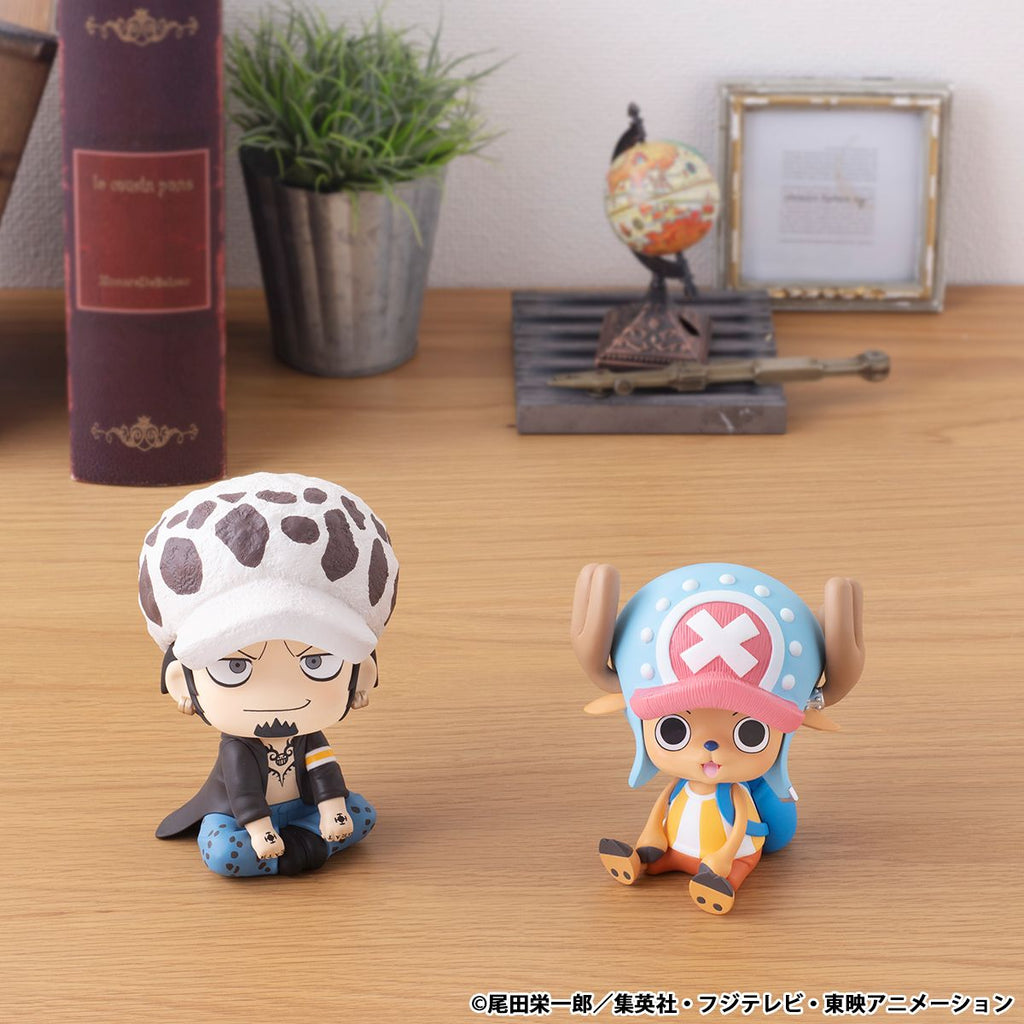 PRE-ORDER MegaHouse - Look Up - One Piece - Trafalgar Law [3rd Release]