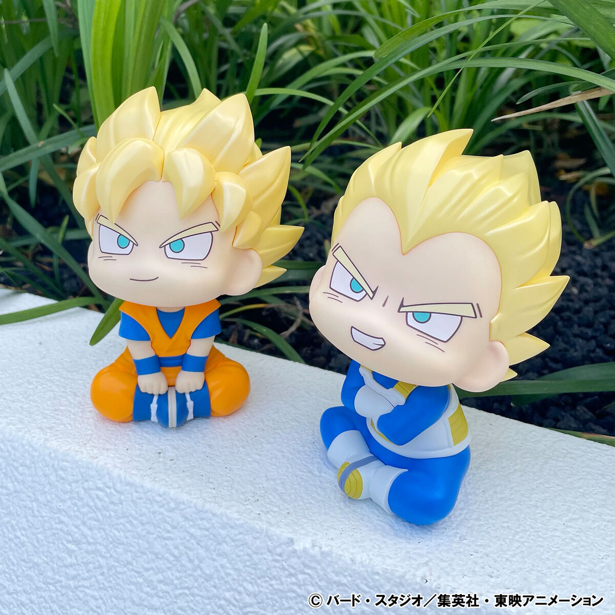 PRE-ORDER MegaHouse - Look Up - Dragon Ball DAIMA - Super Saiyan Vegeta (Mini)