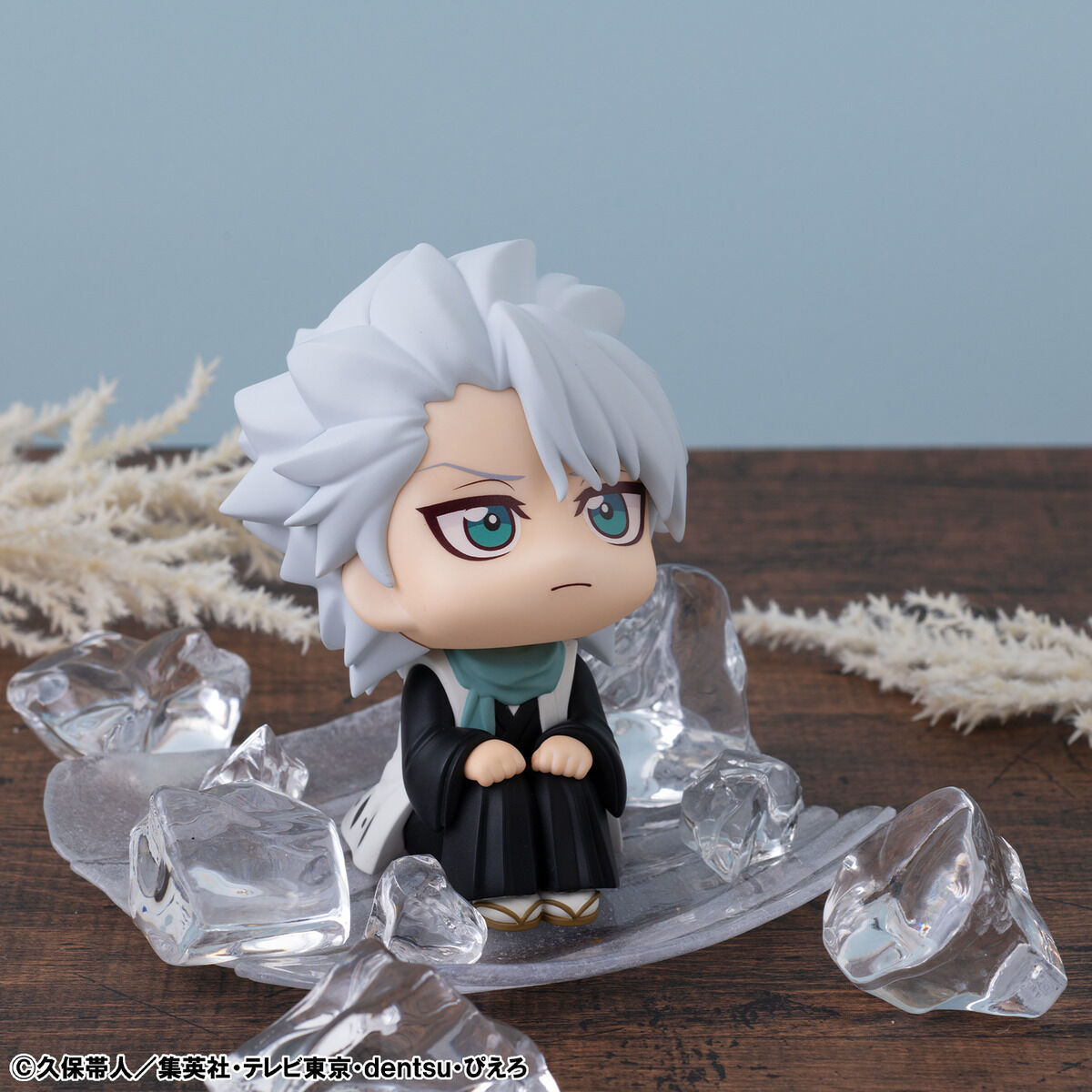 PRE-ORDER MegaHouse - Look Up - Bleach: Thousand-Year Blood War - Toshiro Hitsugaya and Shinji Hirako Set [EXCLUSIVE]