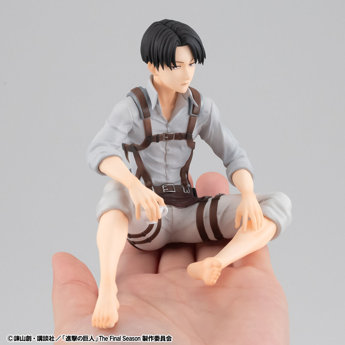 PRE-ORDER MegaHouse - G.E.M. Series - Attack on Titan - Palm-sized Captain Levi