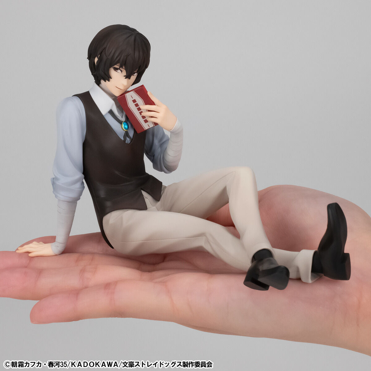 PRE-ORDER MegaHouse - G.E.M. Series - Bungo Stray Dogs - Palm-Sized Dazai-san
