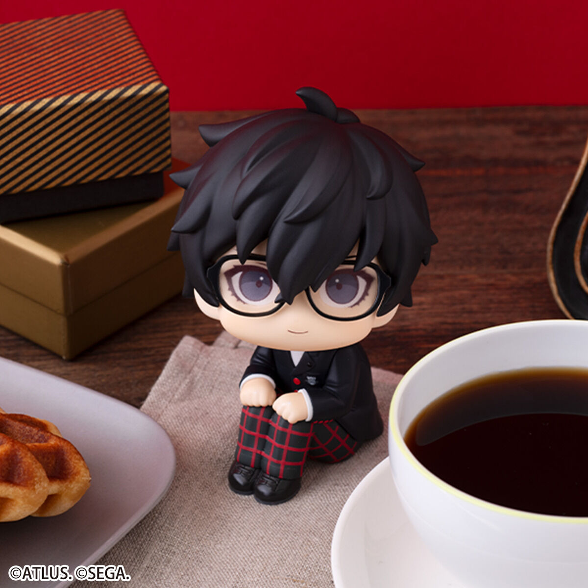 PRE-ORDER MegaHouse - Look Up - Persona 5 Royal - Protagonist and Morgana Set [EXCLUSIVE]