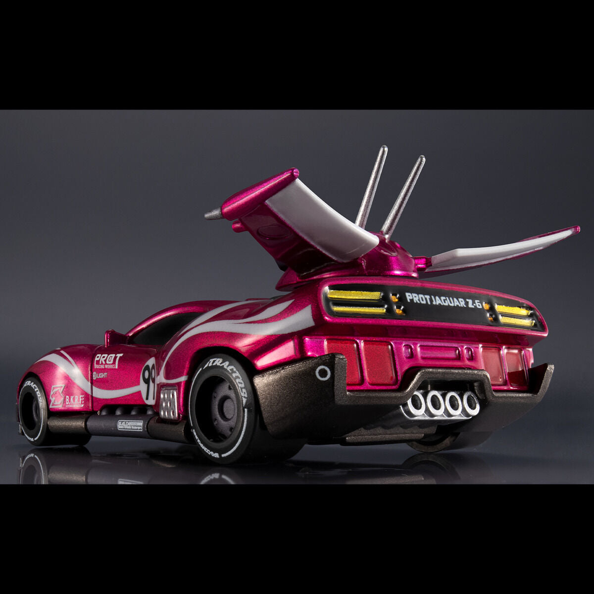 PRE-ORDER MegaHouse - Cyber Formula Collection: Heritage Edition - Future GPX Cyber Formula - Inherited Panther Soul Set [EXCLUSIVE]