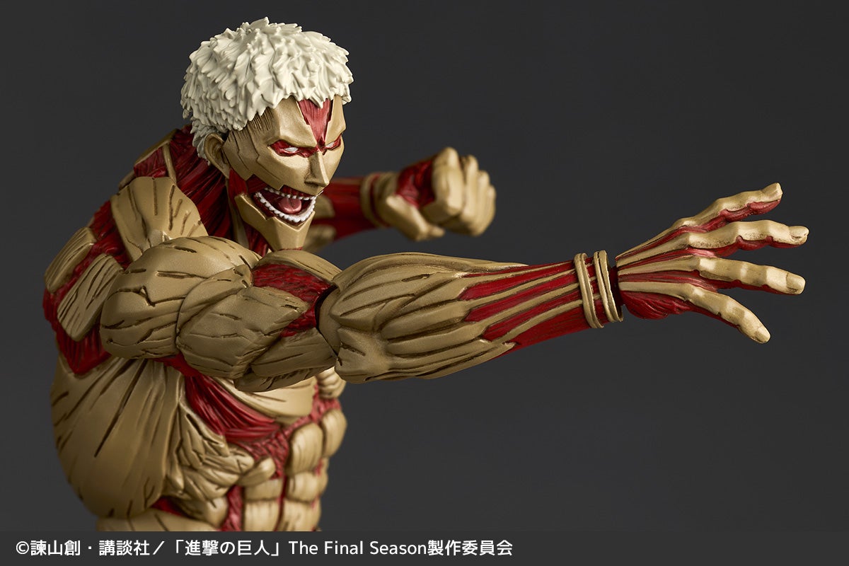 SPECIAL ORDER Kaiyodo - Revoltech Amazing Yamaguchi - Attack on Titan - Armored Titan [EXCLUSIVE]