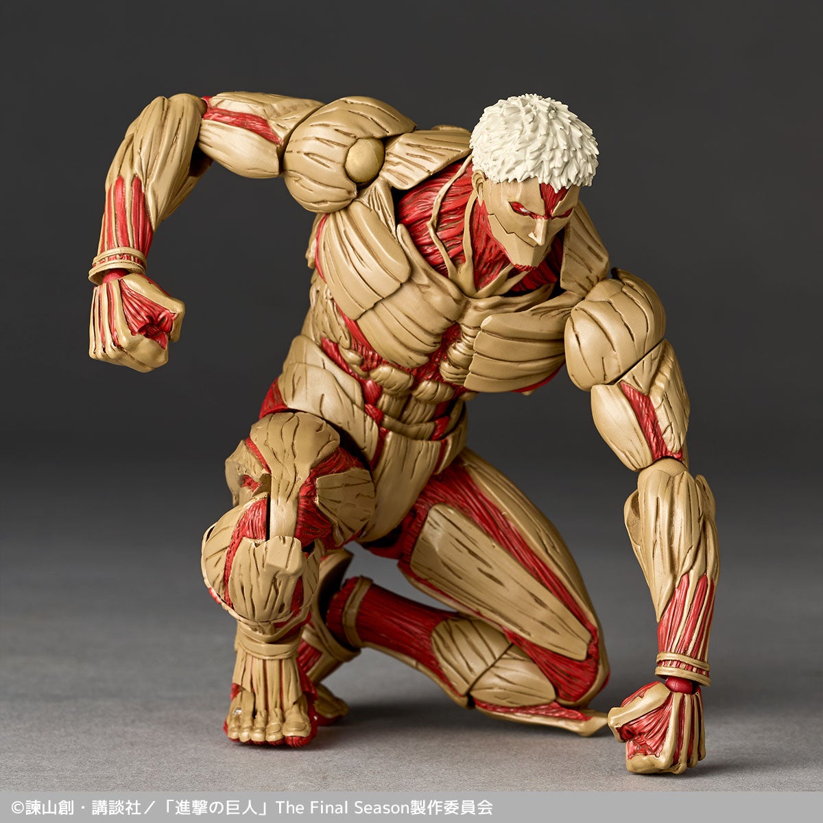 SPECIAL ORDER Kaiyodo - Revoltech Amazing Yamaguchi - Attack on Titan - Armored Titan [EXCLUSIVE]