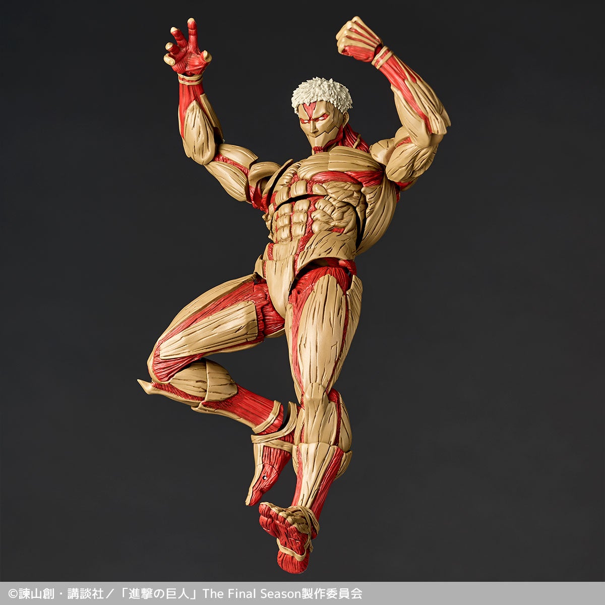 SPECIAL ORDER Kaiyodo - Revoltech Amazing Yamaguchi - Attack on Titan - Armored Titan [EXCLUSIVE]