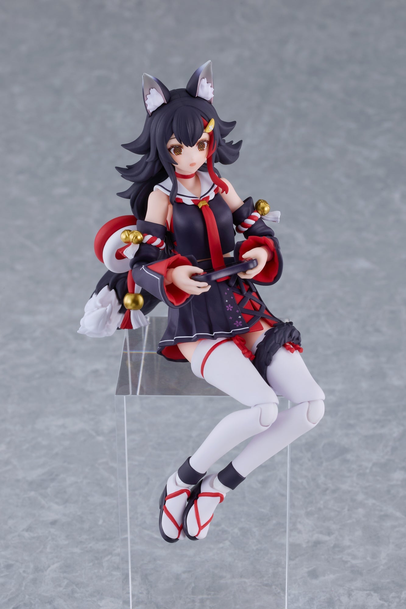 PRE-ORDER Max Factory - figma - hololive production - Ookami Mio