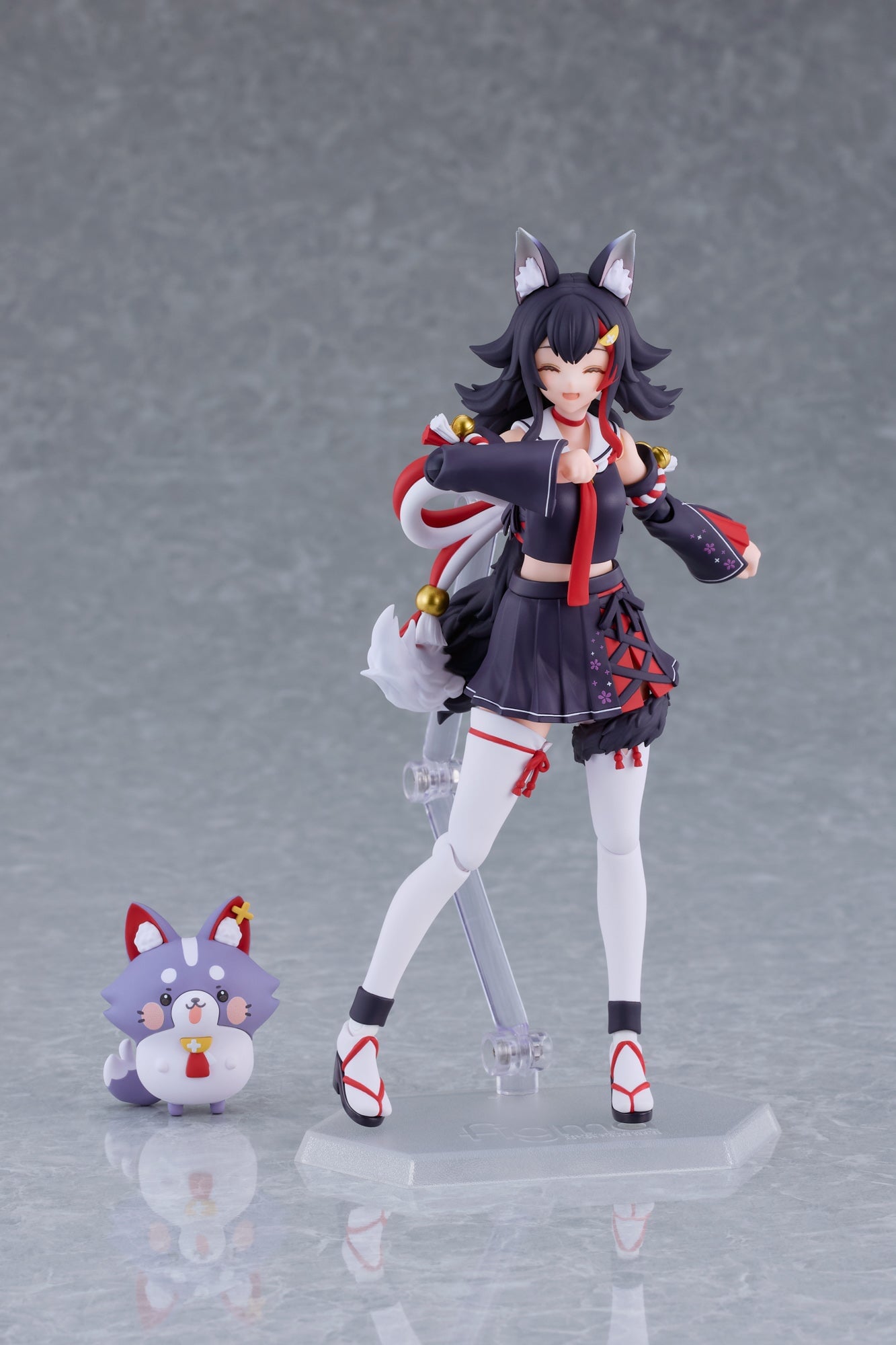 PRE-ORDER Max Factory - figma - hololive production - Ookami Mio