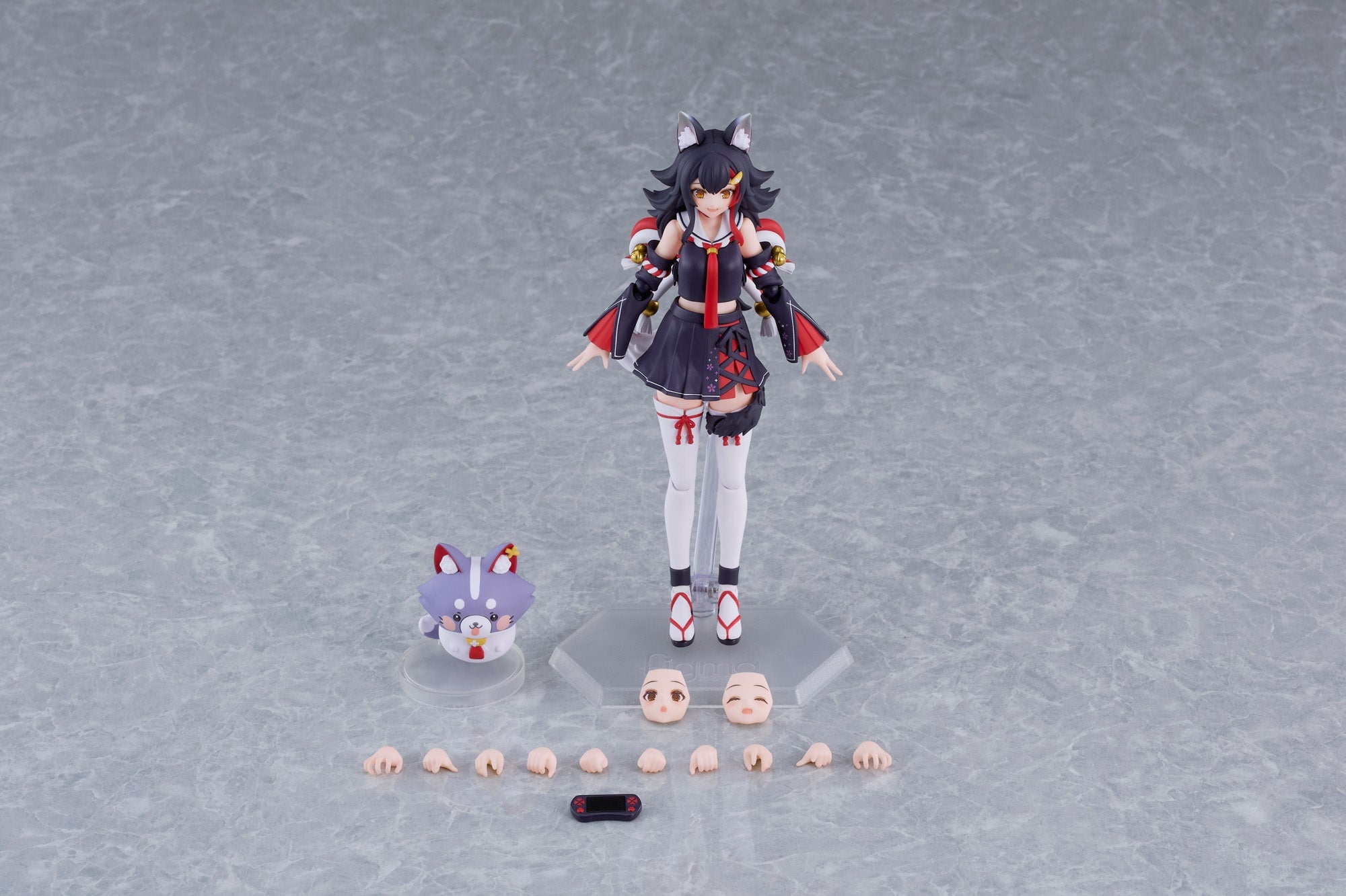 PRE-ORDER Max Factory - figma - hololive production - Ookami Mio