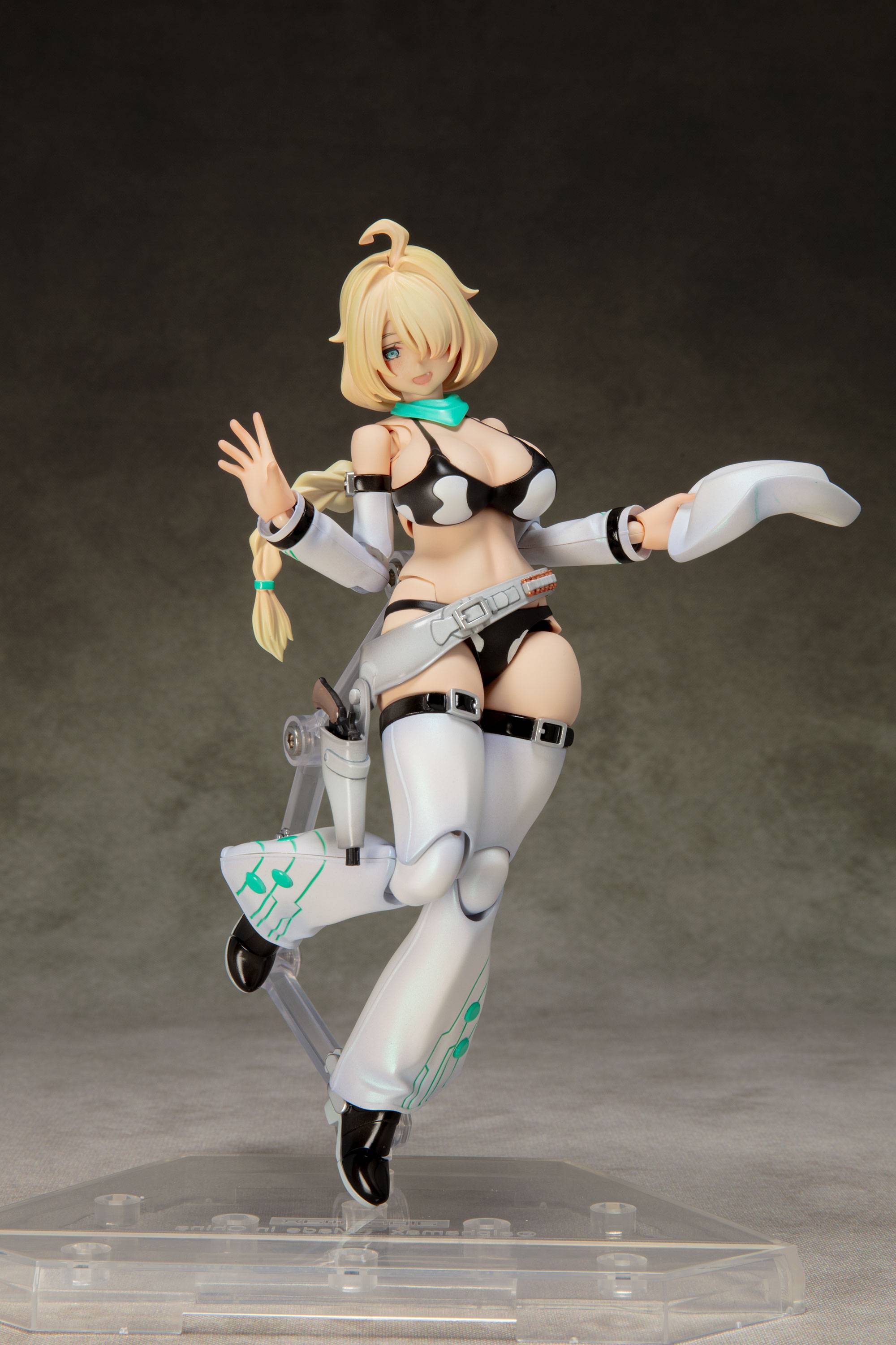 SPECIAL ORDER Alphamax - DarkAdvent - saitom Illustration - Quattle: Alien Dress [JP]
