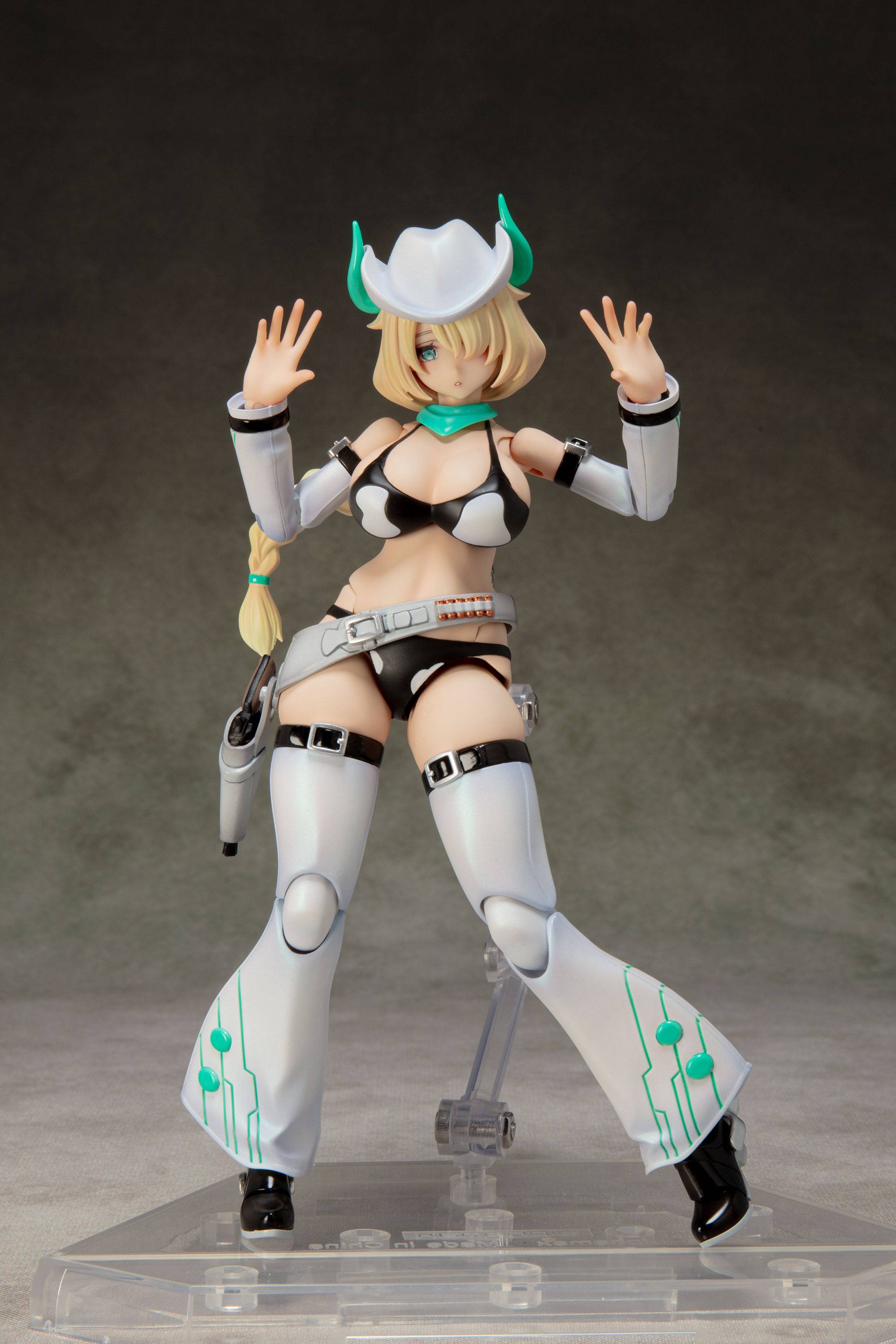 SPECIAL ORDER Alphamax - DarkAdvent - saitom Illustration - Quattle: Alien Dress [JP]