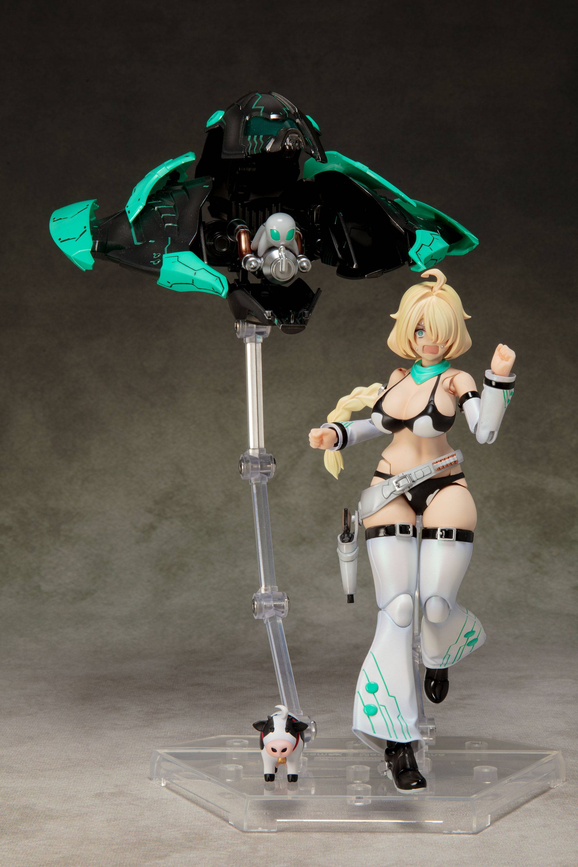 SPECIAL ORDER Alphamax - DarkAdvent - saitom Illustration - Quattle: Alien Dress [JP]