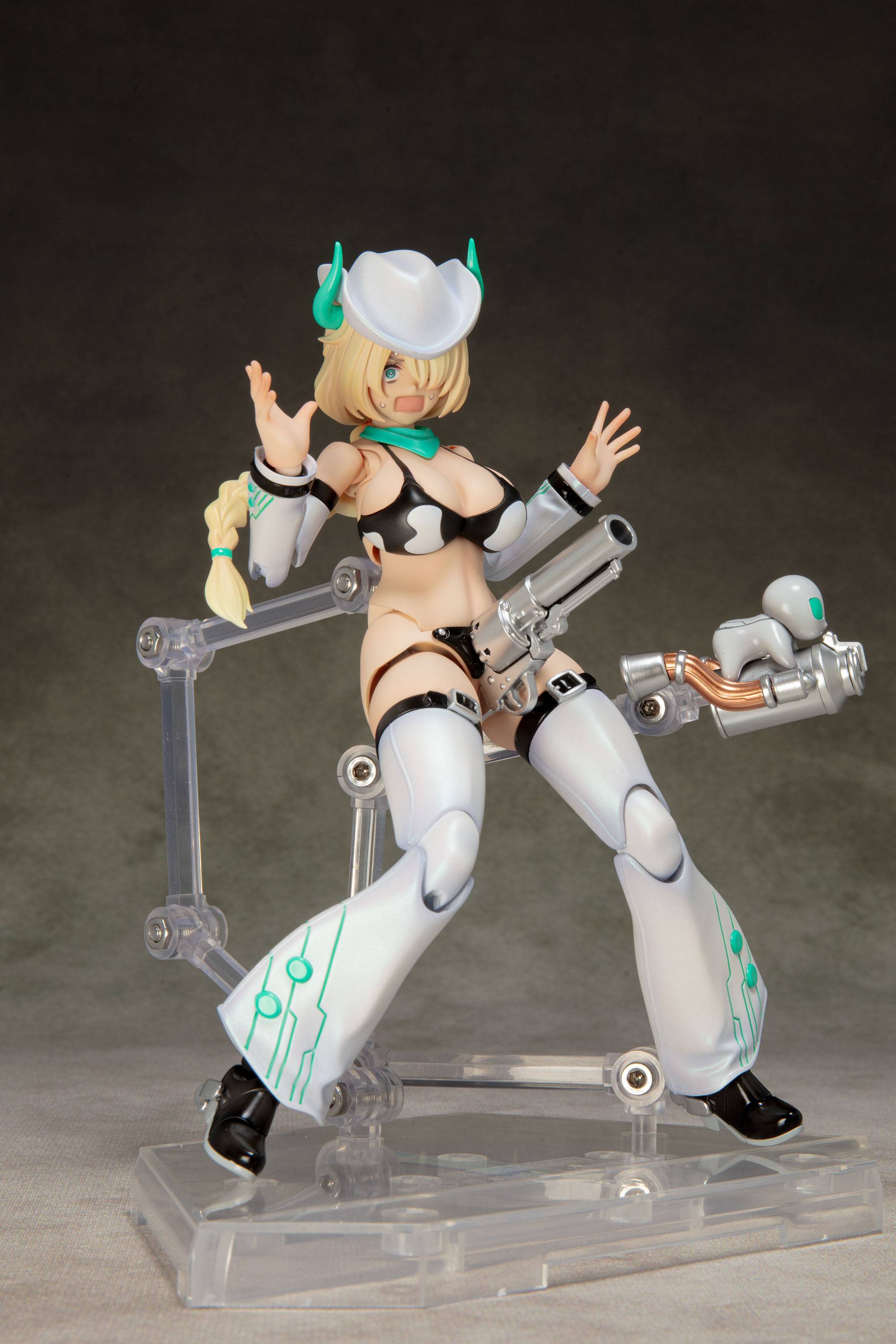 SPECIAL ORDER Alphamax - DarkAdvent - saitom Illustration - Quattle: Alien Dress [JP]