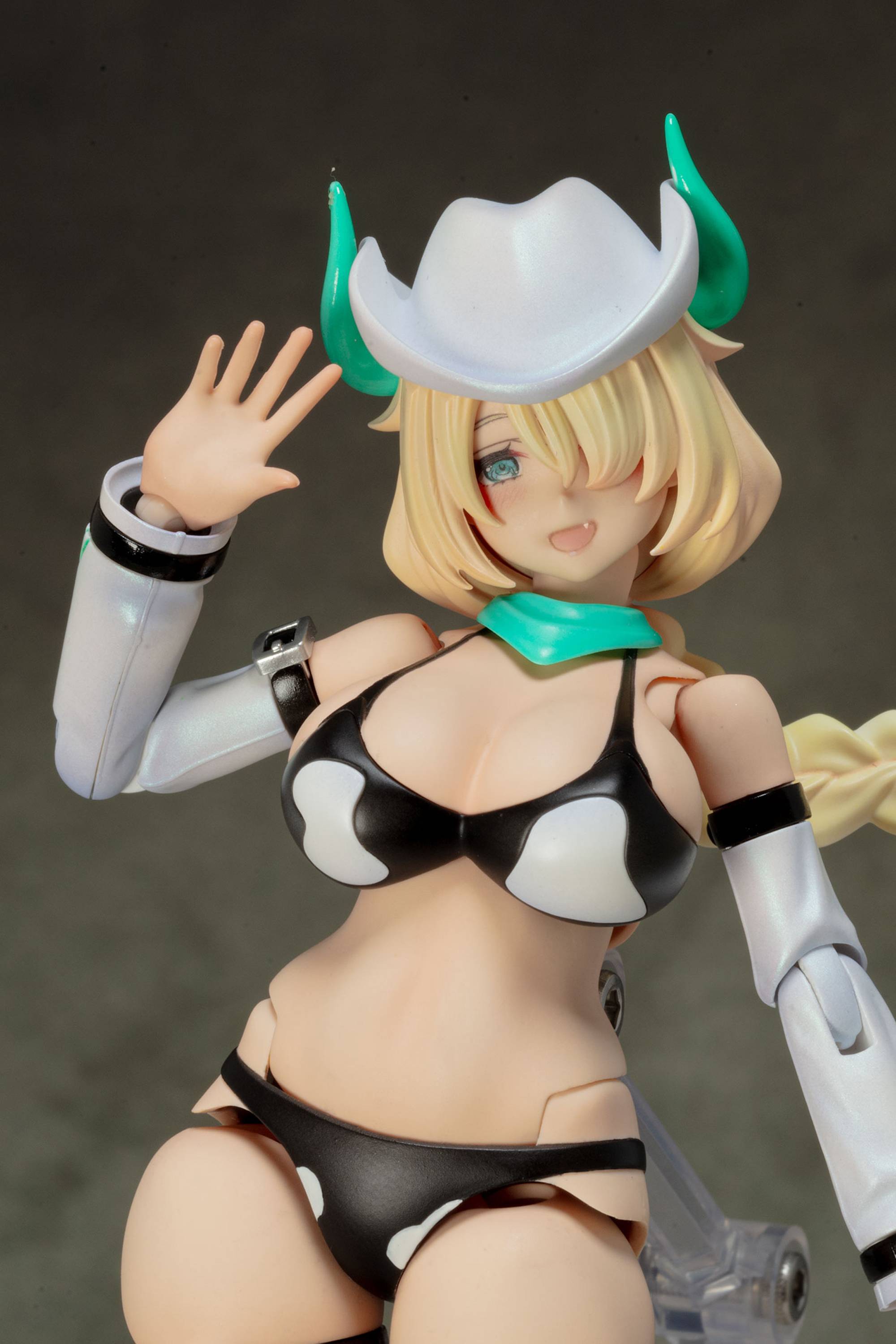 SPECIAL ORDER Alphamax - DarkAdvent - saitom Illustration - Quattle: Alien Dress [JP]