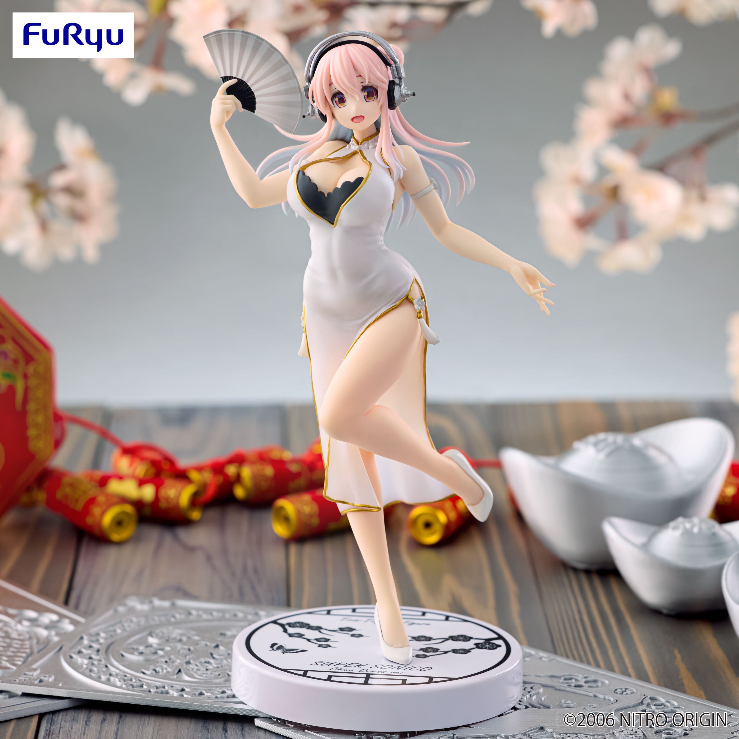 PRE-ORDER FuRyu - SUPER SONICO Trio-Try-iT Figure - Sonico: White China Dress Ver.