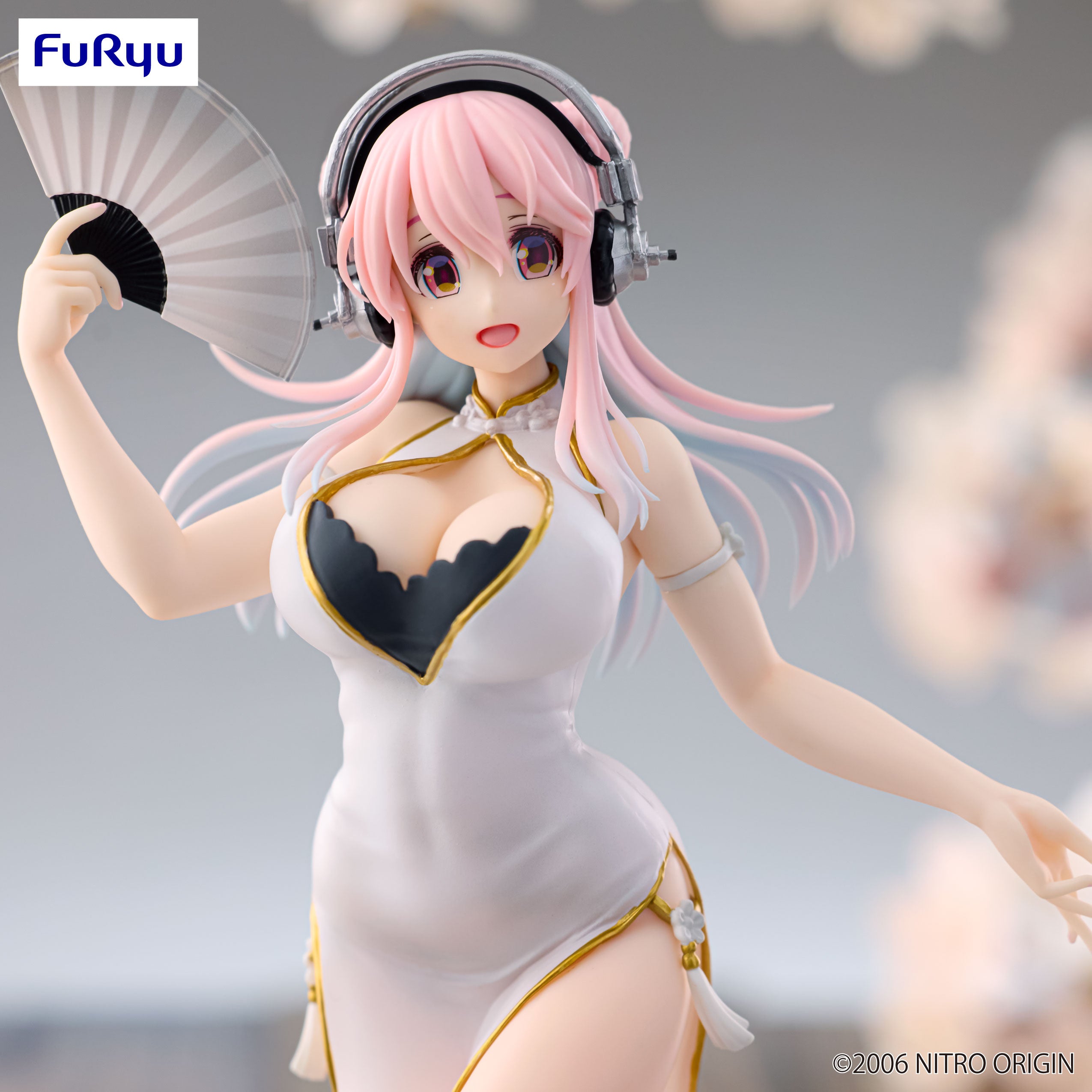 PRE-ORDER FuRyu - SUPER SONICO Trio-Try-iT Figure - Sonico: White China Dress Ver.