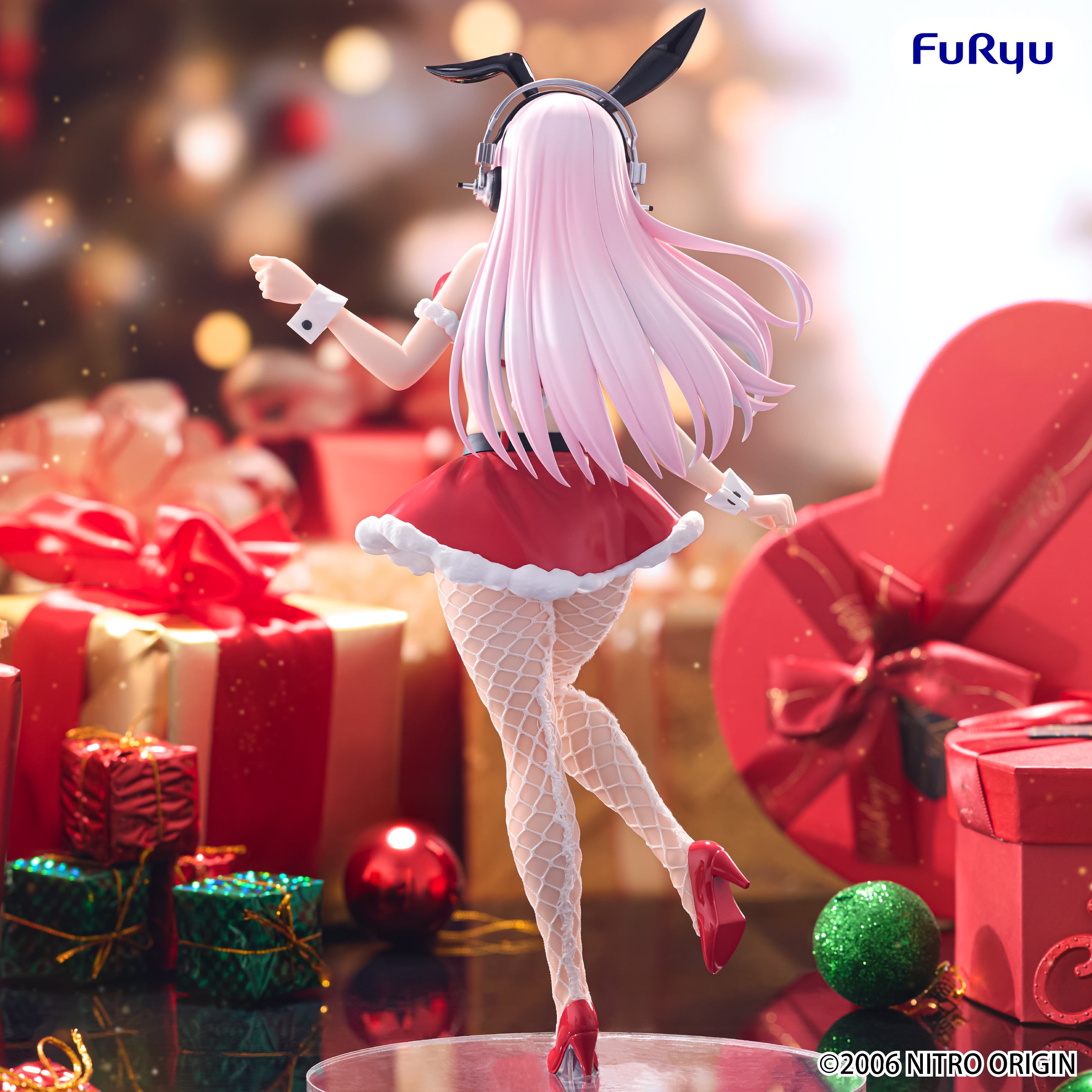 PRE-ORDER FuRyu - SUPER SONICO BiCute Bunnies Figure - Super Sonico: Santa Ver.