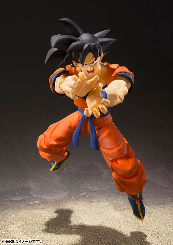 PRE-ORDER Bandai - S.H.Figuarts - Dragon Ball Z - Son Goku: A Saiyan Raised on Earth [September 2025]