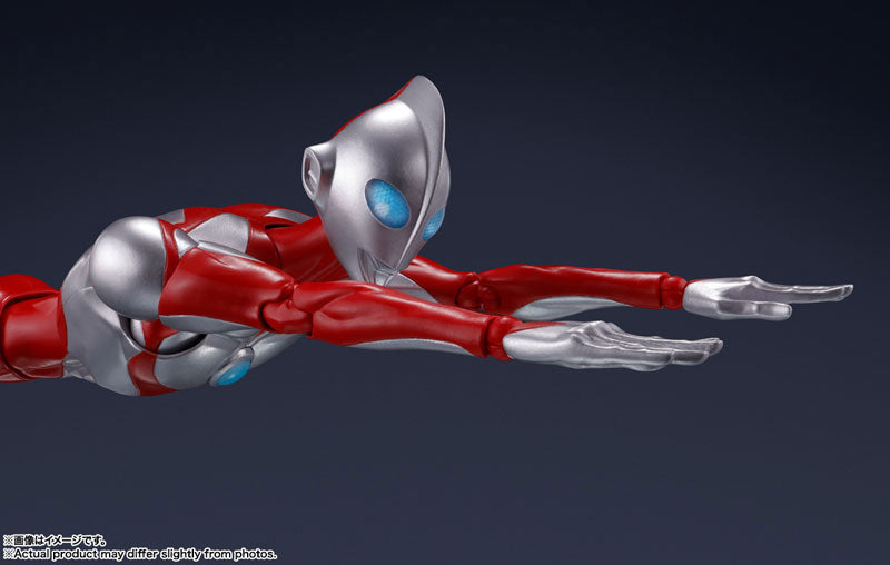 PRE-ORDER Bandai - S.H.Figuarts - ULTRAMAN: RISING - Ultraman & Emi